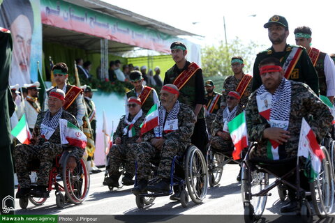 Photos/cérémonie du défilé des forces armées de la province de Qom