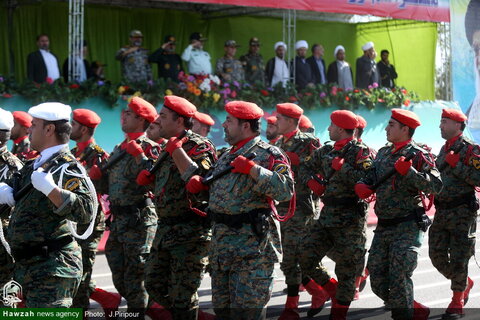 Photos/cérémonie du défilé des forces armées de la province de Qom