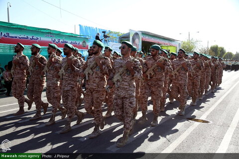 Photos/cérémonie du défilé des forces armées de la province de Qom