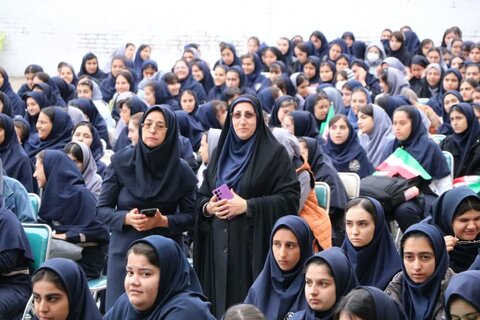 تصاویر/ آیین نواختن زنگ مهر و مقاومت و جشن بازگشایی مدارس شهرستان خوی