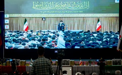 تصاویر/ دیدار پیشکسوتان و فعالان دفاع مقدس و مقاومت با رهبر انقلاب