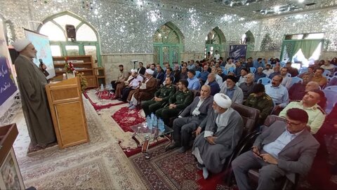 تصاویر همایش استانی یاوران وقف در حرم امامزاده محمد درب گنبد لرستان