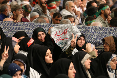 تصاویر/ دیدار پیشکسوتان و فعالان دفاع مقدس و مقاومت با رهبر معظم انقلاب