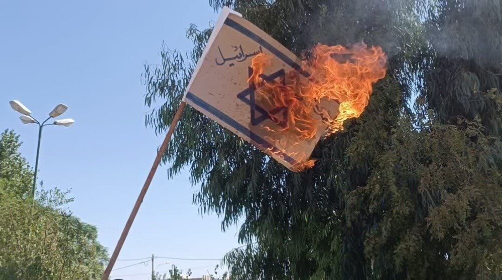 تجمع طلاب مدرسه علمیه حضرت زینب (س)آران و بیدگل در حمایت از جبهه مقاومت