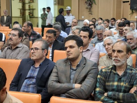 «همایش دفاع مقدس ،جبهه مقاومت گام دوم انقلاب اسلامی»درآران و بیدگل