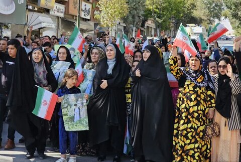 تصاویر/ راهپیمایی مردم سنندج در محکومیت جنایات صهیونیست