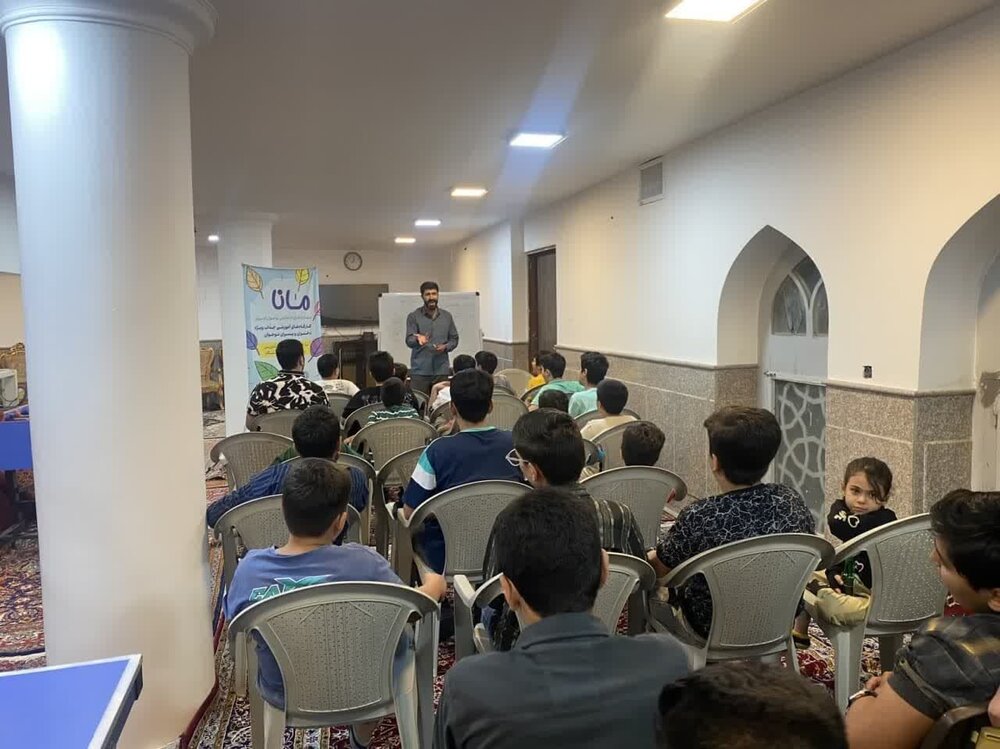 شرکت اعضای ۵۷ کانون و مؤسسه فرهنگی در کارگاههای آموزشی مهارتی و مشاوره