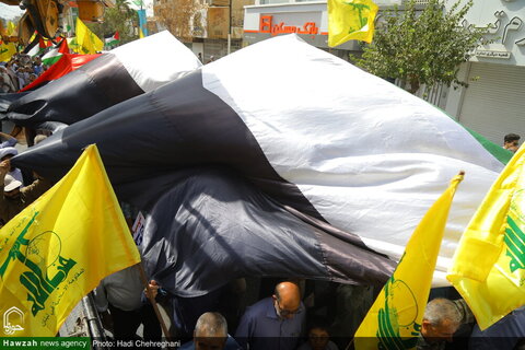 Photos/ Marche des habitants de Qom condamnant les attaques du régime sioniste contre le Liban