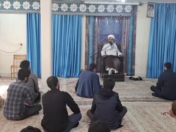 تصاویر/ مراسم گرامیداشت شهید سید حسن نصرالله در مدرسه علمیه دارالعلم اعتمادی کاشان