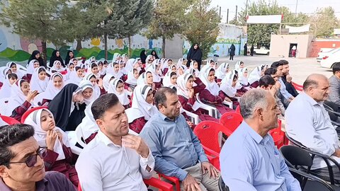 تصاویر مراسم شور عاطفه‌ها در دبستان دخترانه شاهد کوهدشت