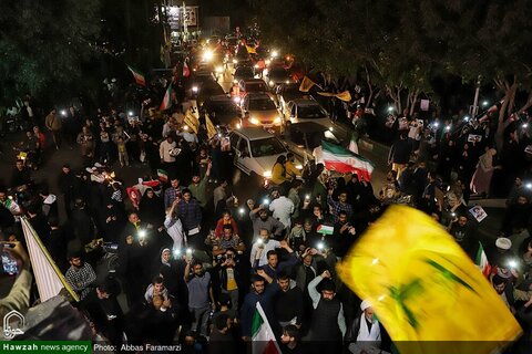 photos/Le bonheur des habitants de Qom après l'opération de missiles du CGRI