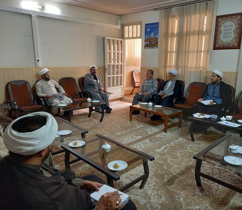 نشست معاونان اجرایی مدارس علمیه کاشان برگزار شد