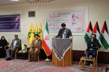 تصاویر/ برگزاری محفل شعر استانی جهاد واژه‌ها در بروجرد