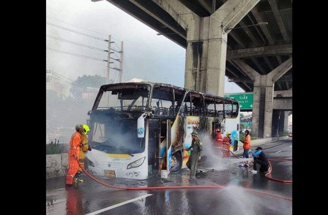 थाईलैंड स्कूल बस दुर्घटना: बस चालक हिरासत में, लापरवाही से गाड़ी चलाने का आरोप थाईलैंड स्कूल बस दुर्घटना: बस चालक हिरासत में, लापरवाही से गाड़ी चलाने का आरोप