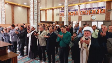 تصاویر/ اقامه نماز جمعه شهر کشاورز