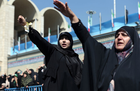 تصاویر/ اقامه نماز جمعه به امامت رهبر معظم انقلاب اسلامی