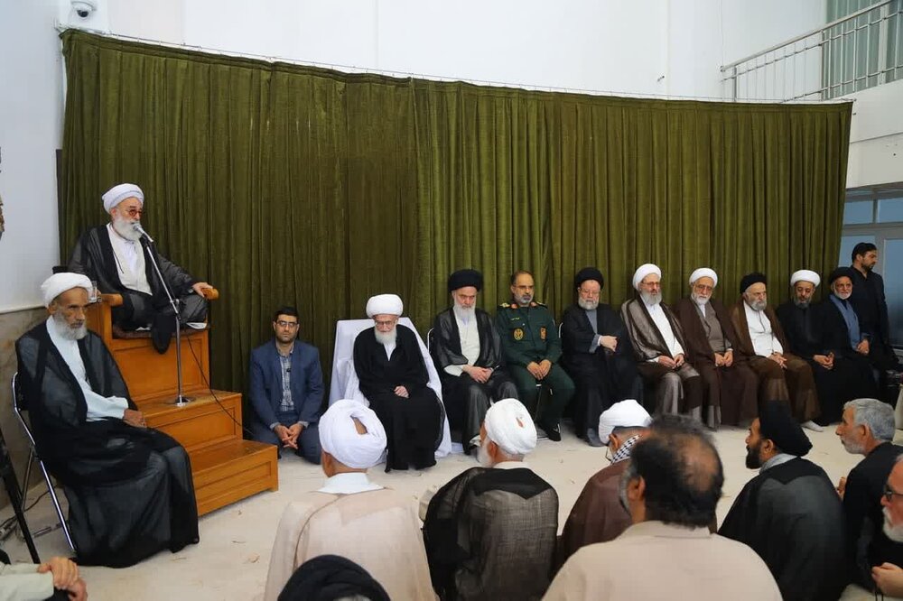 بزرگداشت شهید سید حسن نصرالله در دفتر آیتالله نوری همدانی + عکس