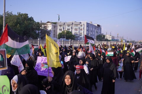 عالمی یوم طوفان الاقصیٰ پر کراچی میں تحریک بیداری امت مصطفیٰ کی ریلی