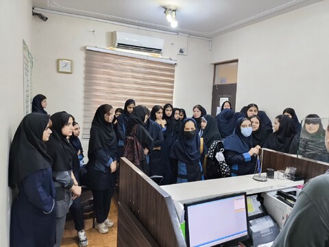 تصاویر/ بازدید علمی دانش آموزان بوشهر از اوقاف