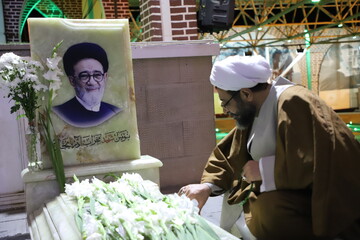 کلیپ | ادای احترام مدیران استانی حوزه های علمیه خواهران کشور به شهید آل هاشم