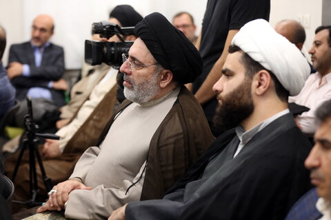 تصاویر/ آیین رونمایی از کتاب (کلمات سید العرب أبی الحسن علی بن ابی طالب علیه السلام)