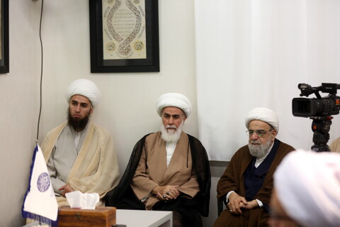 تصاویر/ آیین رونمایی از کتاب (کلمات سید العرب أبی الحسن علی بن ابی طالب علیه السلام)