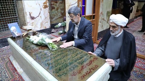 تصاویر/اولین روز کاری استاندار جدید یزد