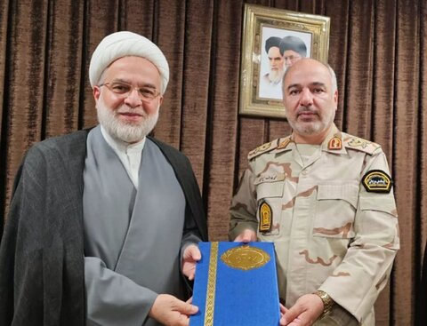 تصاویر/دیدار فرمانده انتظامی کردستان با حجت الاسلام و المسلمین پورذهبی