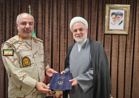 تصاویر/دیدار فرمانده انتظامی کردستان با حجت الاسلام و المسلمین پورذهبی