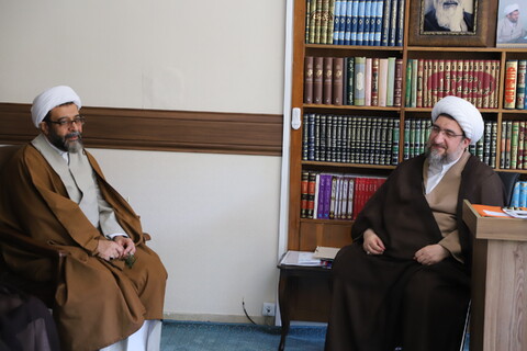 تصاویر/ دیدار مدیر حوزه های علمیه خواهران کشور با نماینده ولی فقبه در استان آذربایجان شرقی