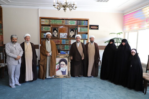 تصاویر/ دیدار مدیر حوزه های علمیه خواهران کشور با نماینده ولی فقبه در استان آذربایجان شرقی