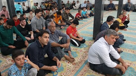 تصاویر/ امام جمعه برازجان در جمع اهالی روستای دهرود سفلی