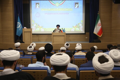 آیین افتتاحیه دوره دوم مدرسه راهبری حل مسئله