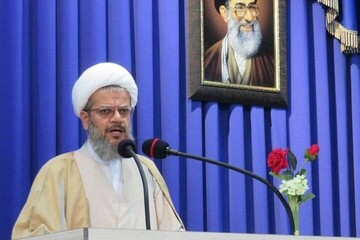 حضرت زهرا(س) الگوی زنان جامعه/ استکبارستیزی ویژگی ملت ایران است