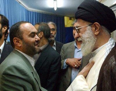 شهدا پرچمداران راستین عرصههای عشق و معرفت هستند