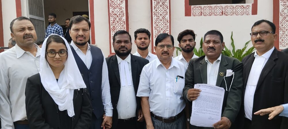 अल्पसंख्यक अधिवक्ता कल्याण ट्रस्ट सुल्तानपुर एवं मुस्लिम इन्टेलेक्चुअल फोरम सुल्तानपुर की ओर से यति नरसिंगानंद के खिलाफ सख्त कार्रवाई की मांग अल्पसंख्यक अधिवक्ता कल्याण ट्रस्ट सुल्तानपुर एवं मुस्लिम इन्टेलेक्चुअल फोरम सुल्तानपुर की ओर से यति नरसिंगानंद के खिलाफ सख्त कार्रवाई की मांग