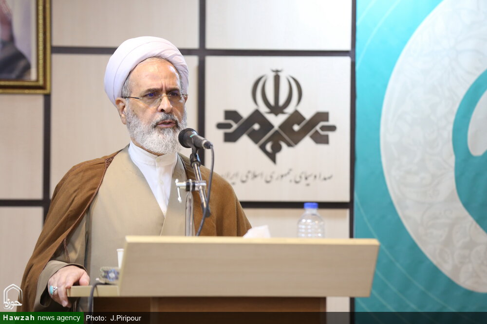 برای حاکم کردن منطق اسلام در رسانه، هنر و فضای مجازی به گرایشهای جدید علمی نیاز داریم