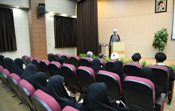 تصاویر/  گردهمایی مدیران حوزه علمیه خواهران استان فارس