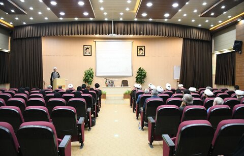 تصاویر|  گردهمایی مدیران حوزه علمیه خواهران استان فارس