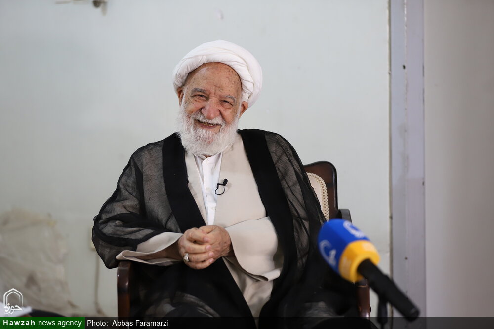 صریح و صمیمی با آیتاللّه مسعودی خمینی؛ گفتوگویی که از خواندن آن پشیمان نمیشوید