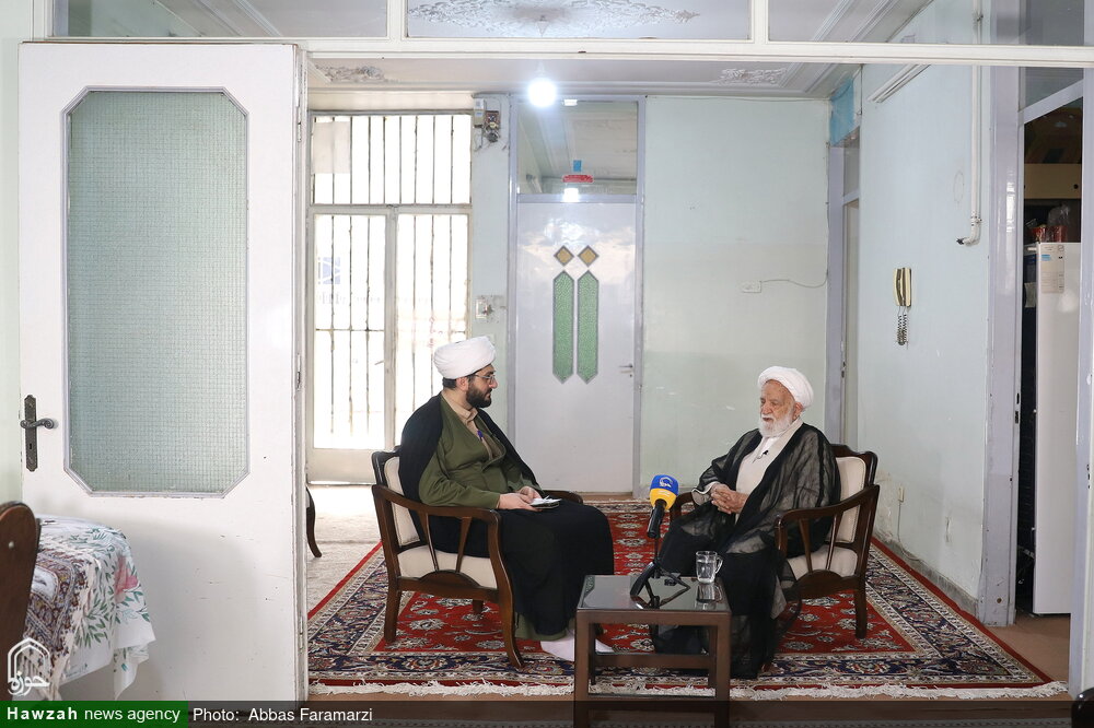 صریح و صمیمی با آیتاللّه مسعودی خمینی؛ گفتوگویی که از خواندن آن پشیمان نمیشوید