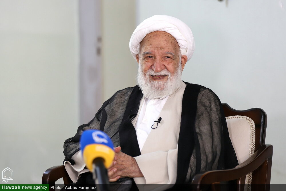 صریح و صمیمی با آیتاللّه مسعودی خمینی؛ گفتوگویی که از خواندن آن پشیمان نمیشوید