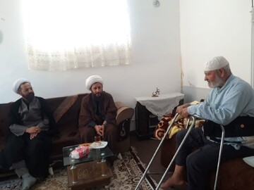 تصاویر/ تفقد امام جمعه خوی از روحانیون  این شهرستان