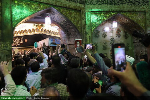 Cérémonie funéraire du martyr Abbas Nilforoshan à Qom au sanctuaire de Hazrat Masoumeh (PSL)