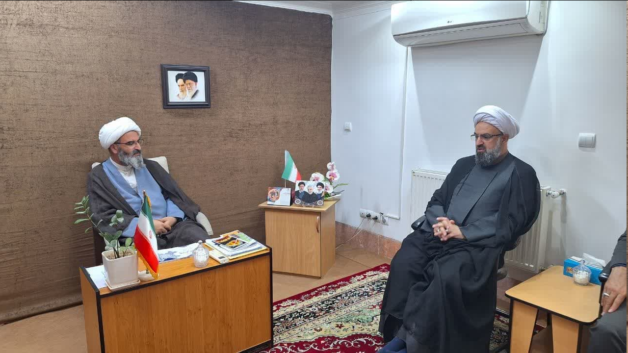 دیدار دبیر ستاد امر به معروف کشور با نماینده ولیفقیه در سمنان + عکس