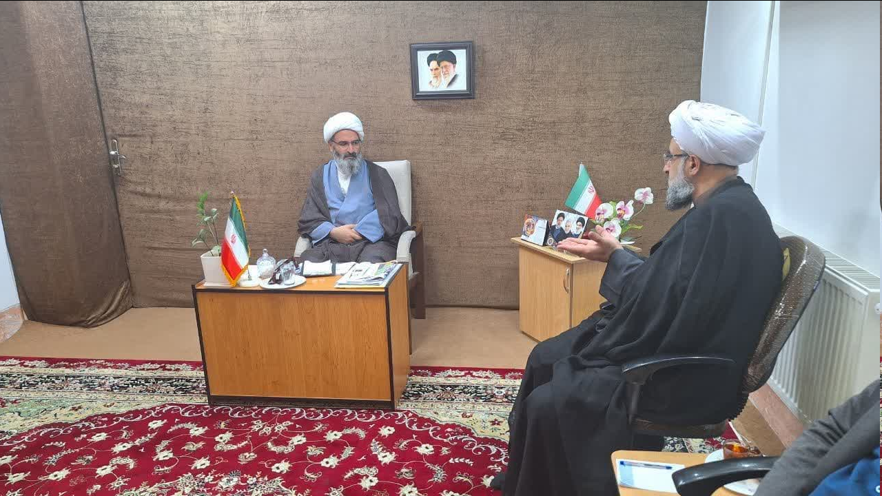 دیدار دبیر ستاد امر به معروف کشور با نماینده ولیفقیه در سمنان + عکس