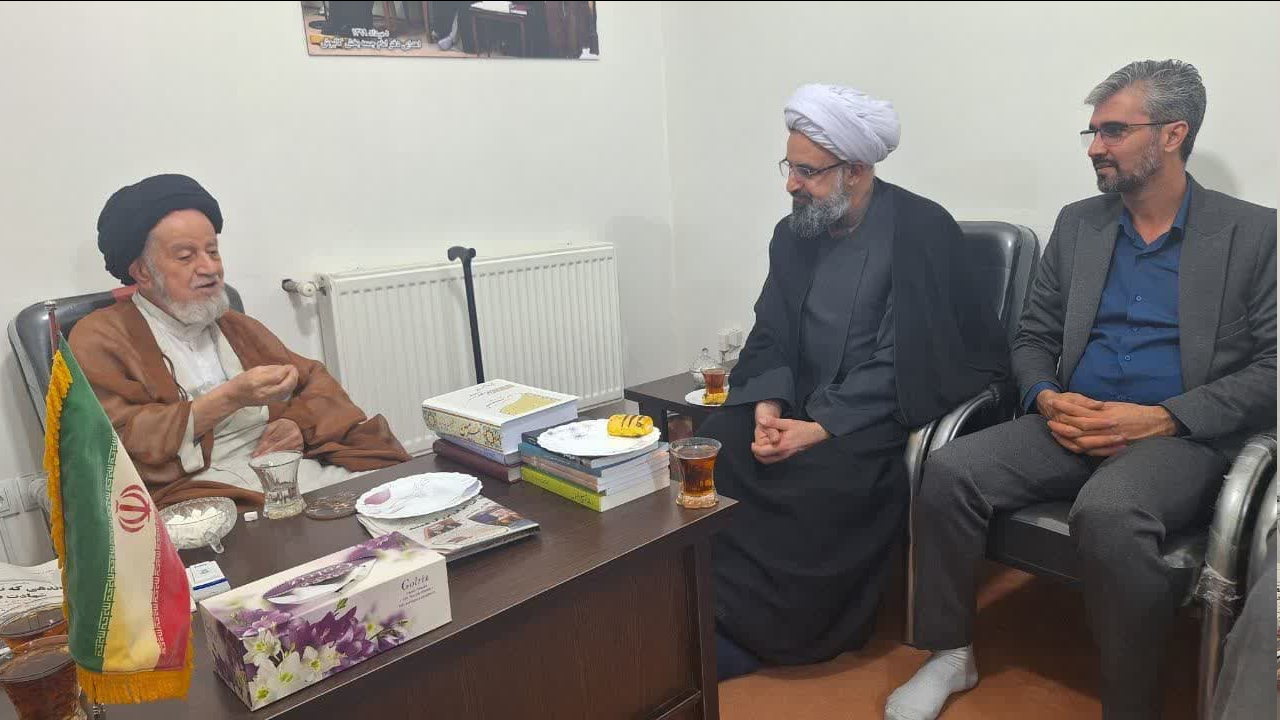 دیدار دبیر ستاد امر به معروف و نهی از منکر کشور با آیتالله شاهچراغی + عکس