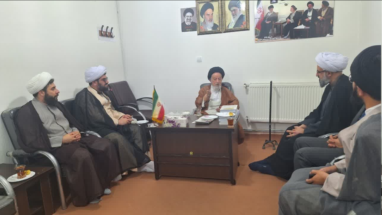 دیدار دبیر ستاد امر به معروف و نهی از منکر کشور با آیتالله شاهچراغی + عکس