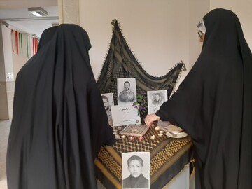 تصاویر/ آیین شنبه های ام البنینی به همراه یادواره شهدا در ساوه