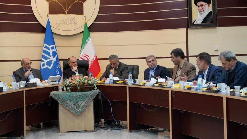 انعقاد تفاهمنامه همکاریهای علمی و پژوهشی دانشگاه کاشان با انجمن آثار و مفاخر فرهنگی